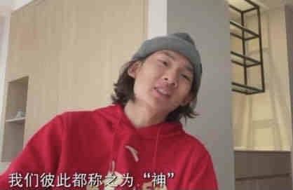 其他万龙殿将士大概也猜出这个逻辑，所以他们都以为，叶辰应该会用上次治疗万破军的方式，来治疗陆昊天。